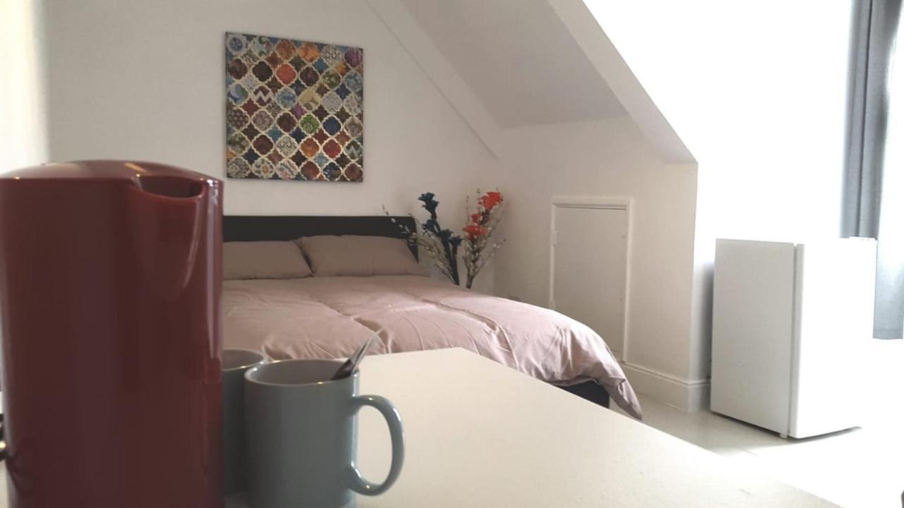 Palace Surf Lodge New Quay Εξωτερικό φωτογραφία