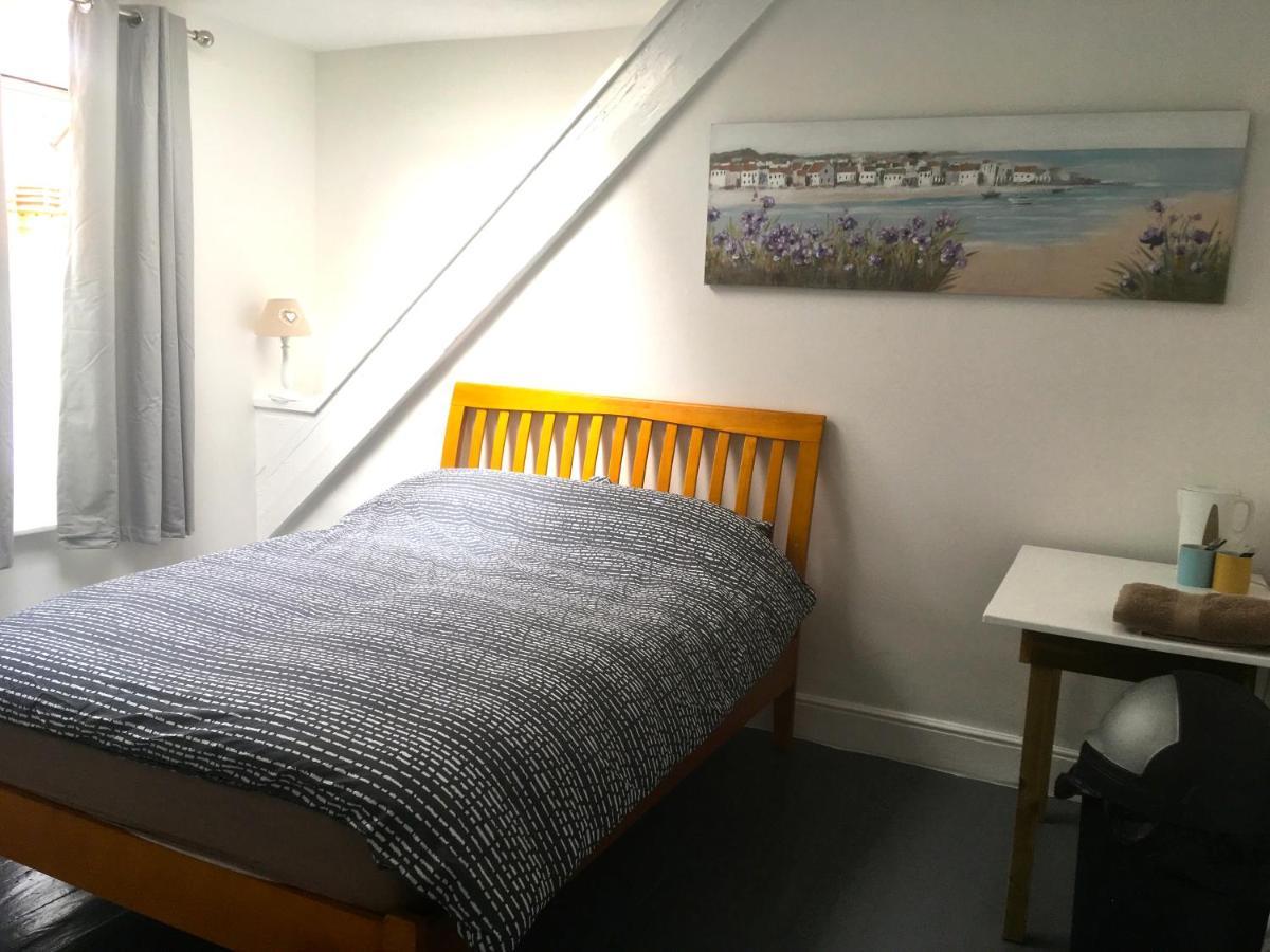 Palace Surf Lodge New Quay Εξωτερικό φωτογραφία