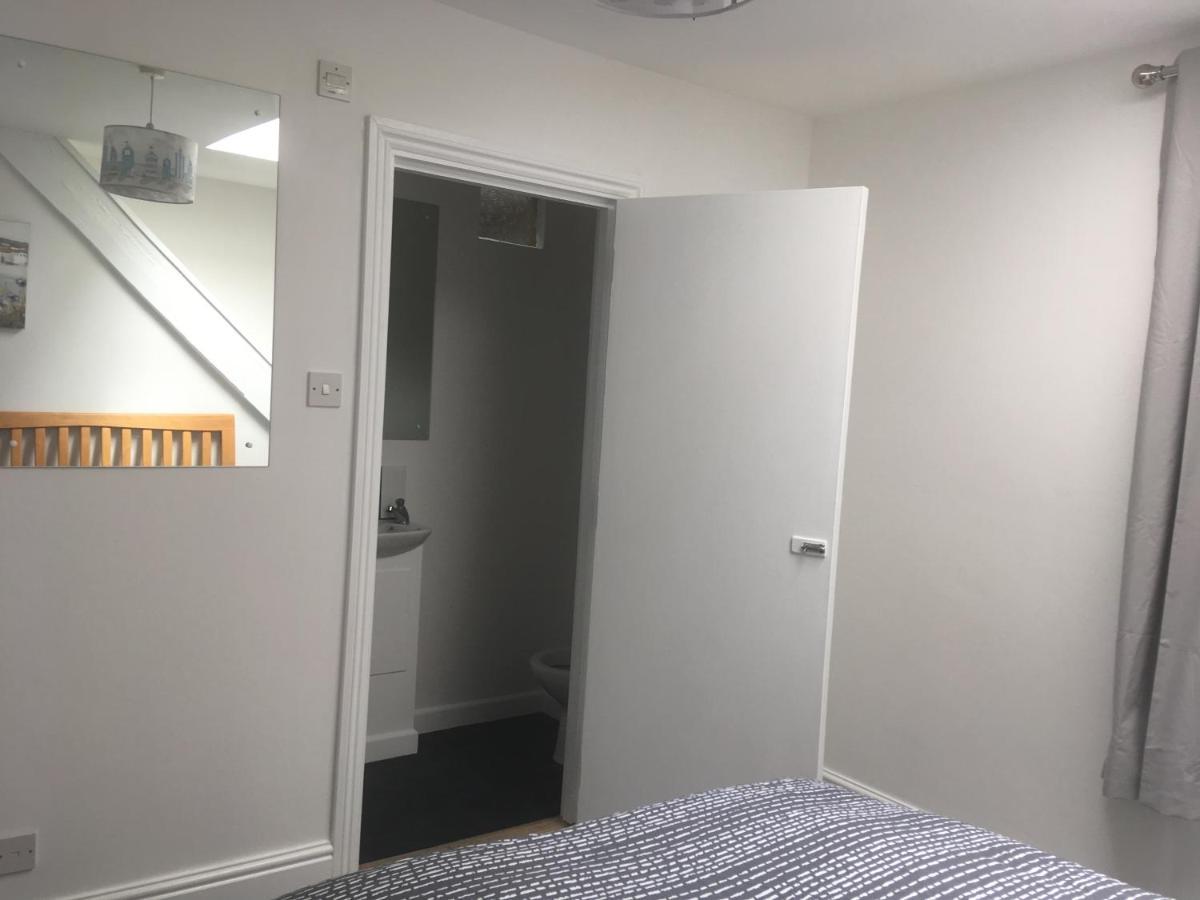 Palace Surf Lodge New Quay Εξωτερικό φωτογραφία