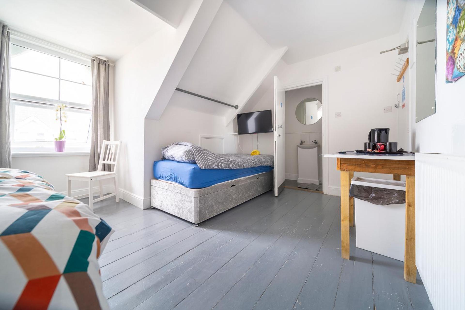 Palace Surf Lodge New Quay Εξωτερικό φωτογραφία