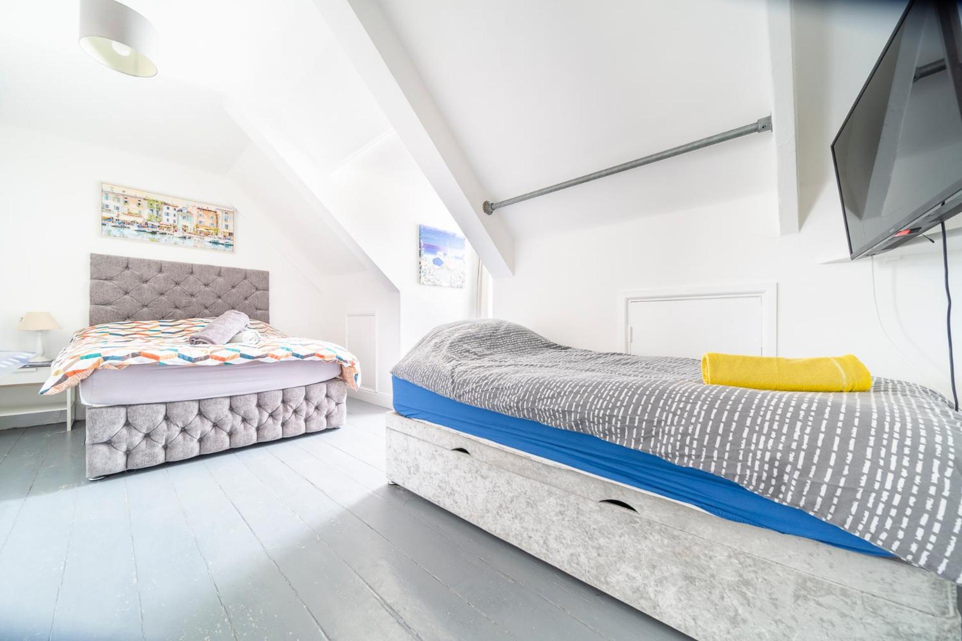 Palace Surf Lodge New Quay Εξωτερικό φωτογραφία